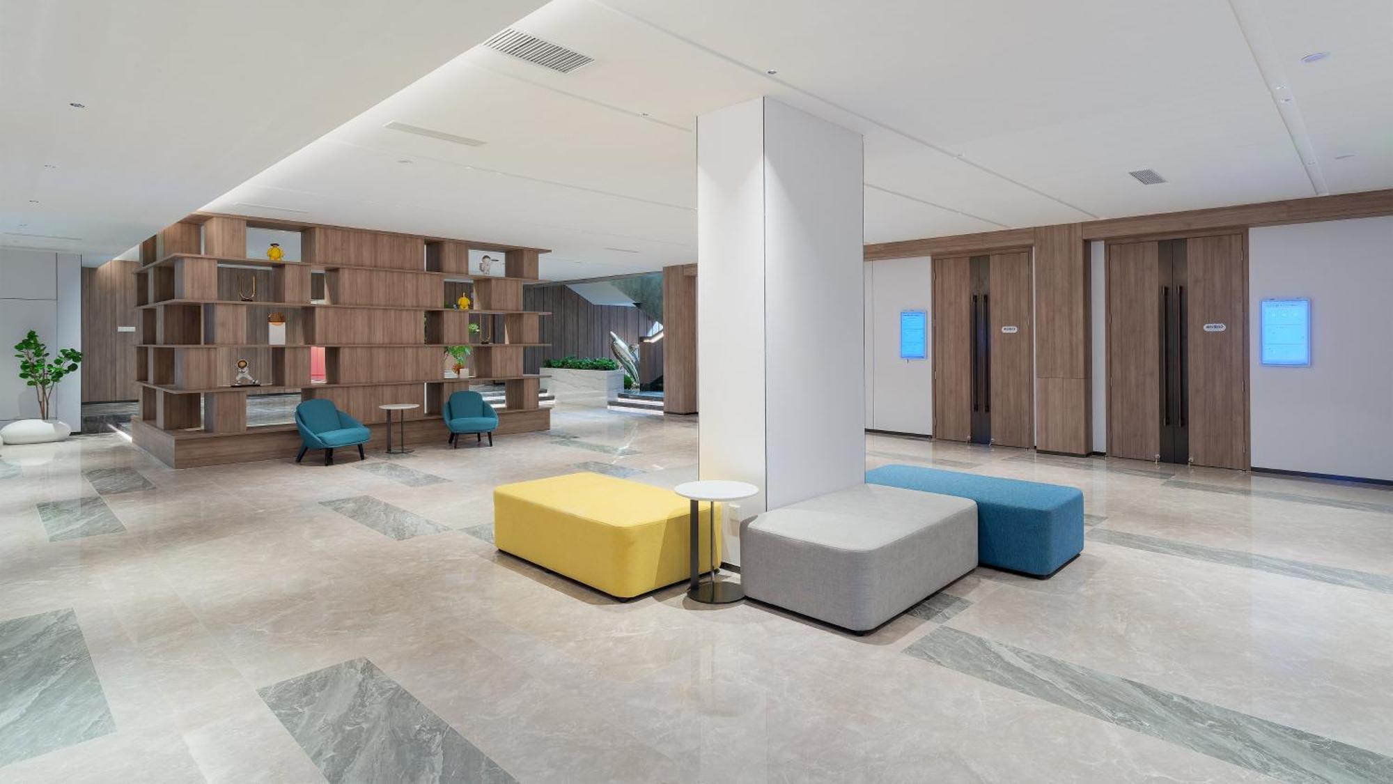 Holiday Inn Express Qingdao Shibei By Ihg Exterior photo
